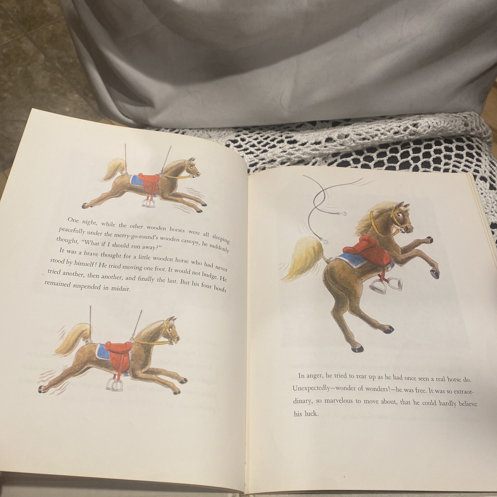 THE RUNAWAY FLYING HORSE Paul Jacques Bonzon PARENTS MAGAZINE PRESS BOOK 1976