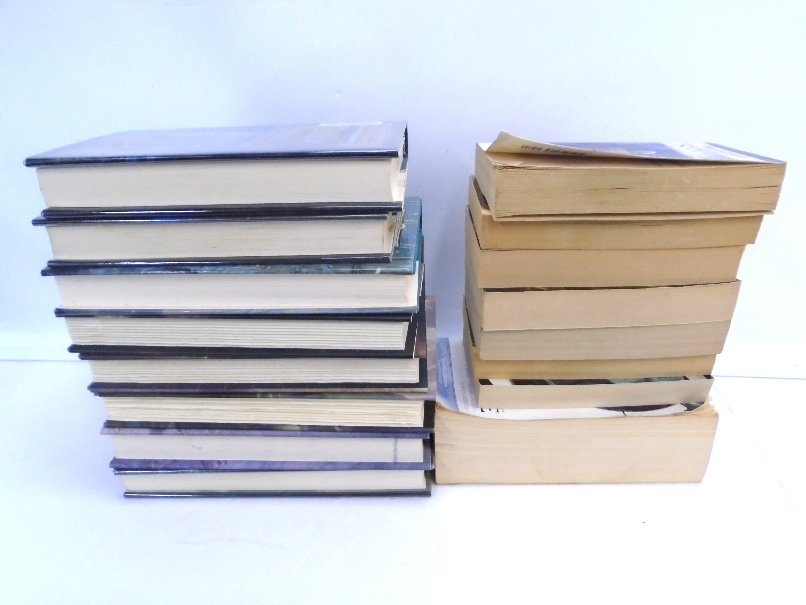Drizzt Forgotten Realms R.A. Salvatore Lot 16 HC/PB books The Pirate King + More