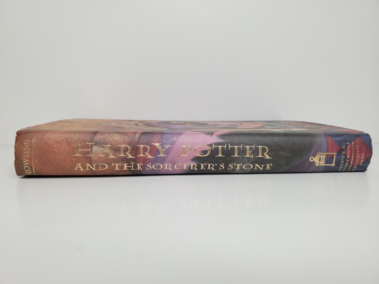 Harry Potter and the Sorcerer’s Stone Hardcover First American Edition 1998