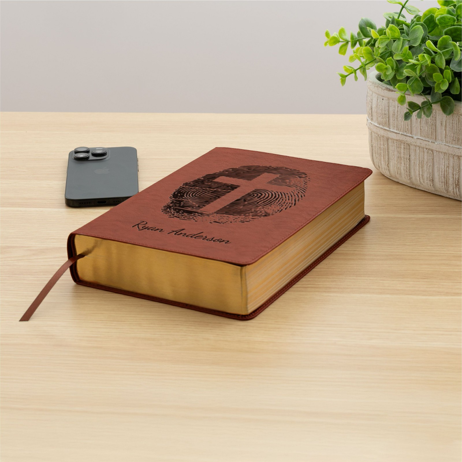 Personalized ESV Men&rsquo;s Study Bible, Fingerprint & Cross Design, Name Engraved