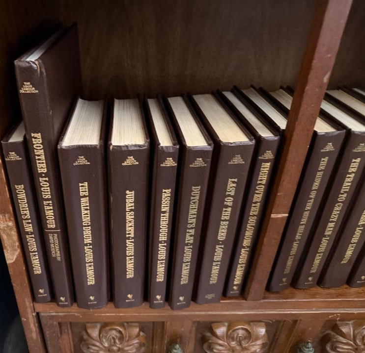 Louis L&rsquo;amour LEATHERETTE Books – YOU PICK TITLES – Buy 4+, Save 15%