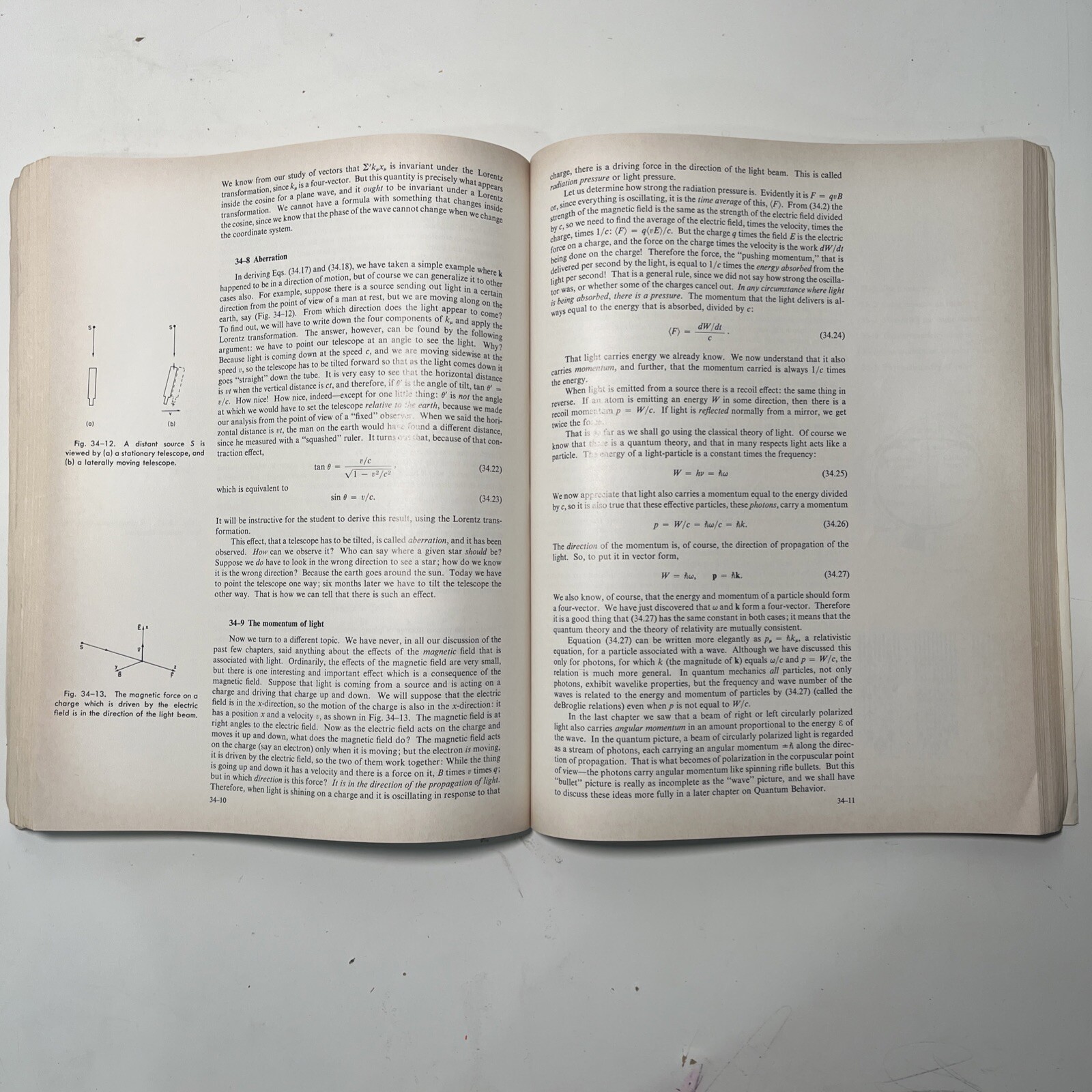 The Feynman Lectures on Physics Complete 3 Volumes Paperbacks 1966 1977 Textbook