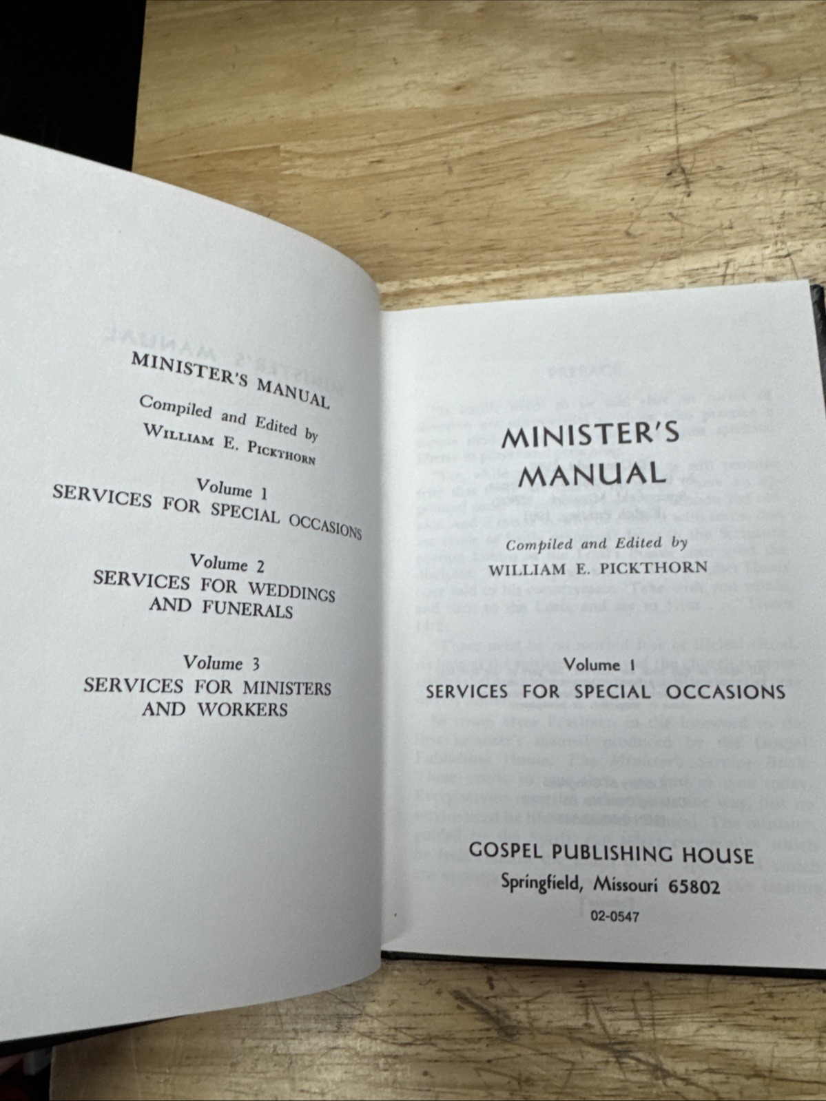 Ministers Manual Set 2 Volumes 1 & 3 William Pickthorn Gospel Publishing House