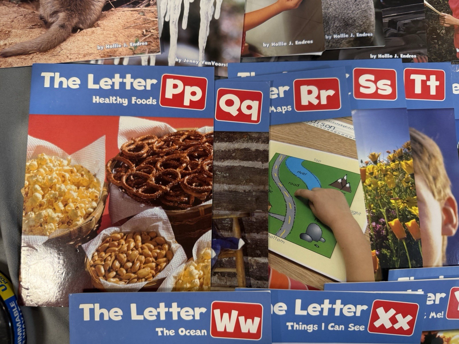 CAPSTONE Time to Read LETTER BOOKS 26 Books 8 Pages Per Book AGES 4-8 NEW SEALED