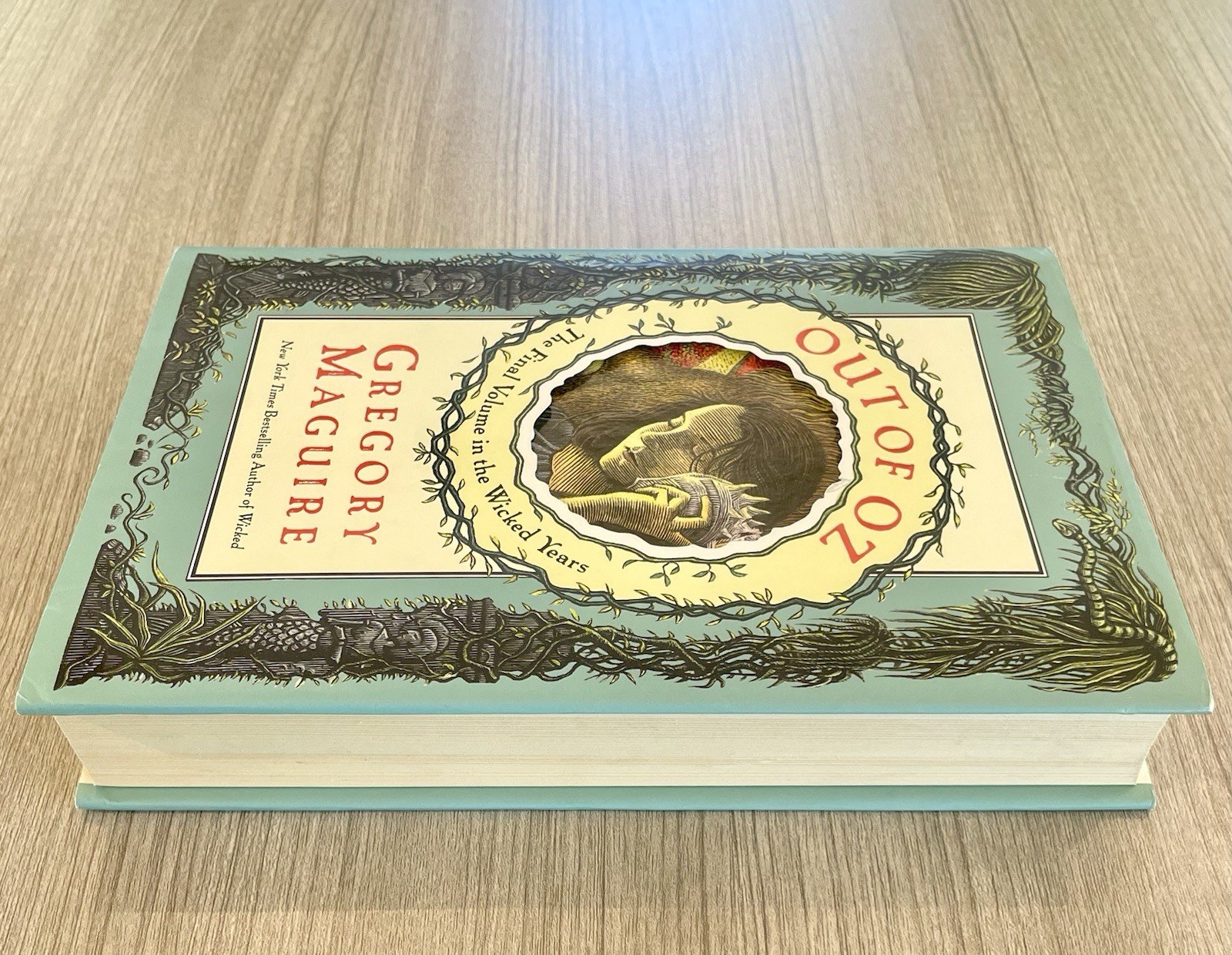 SIGNED (Wicked) OUT OF OZ by Gregory Maguire 1st Edition 1st Printing 2011 HCDJ