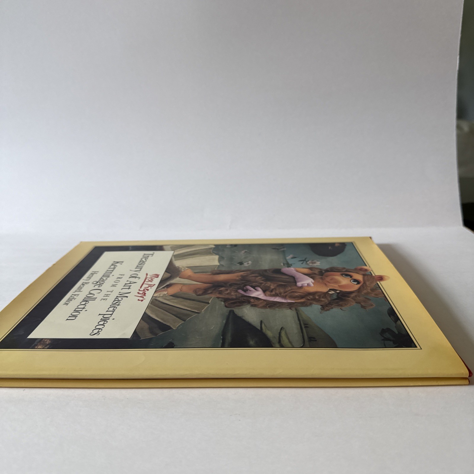 Miss Piggy&rsquo;s Treasury of Art Masterpieces from the Kermitage Collection 1st 1984