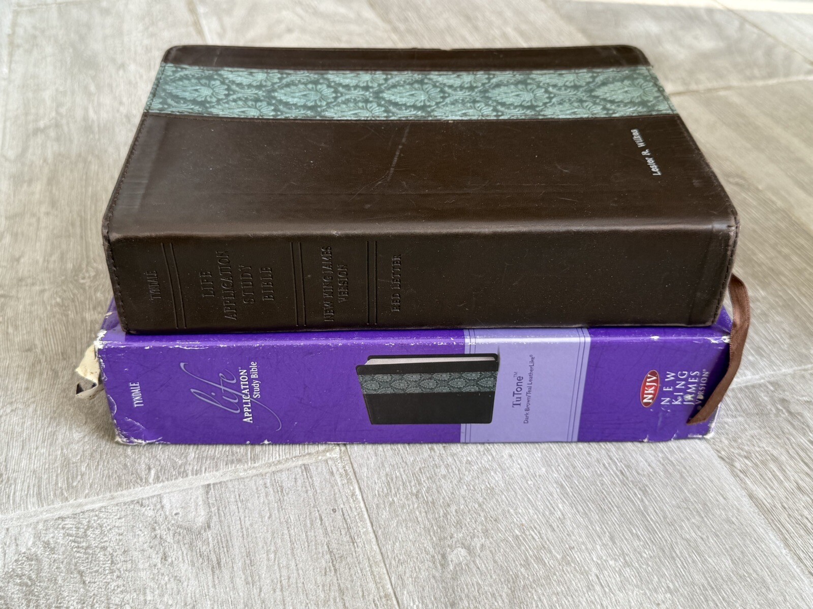 🌟 RARE NKJV Life Application Study Bible TuTone Brown Teal Leather Like LOOK