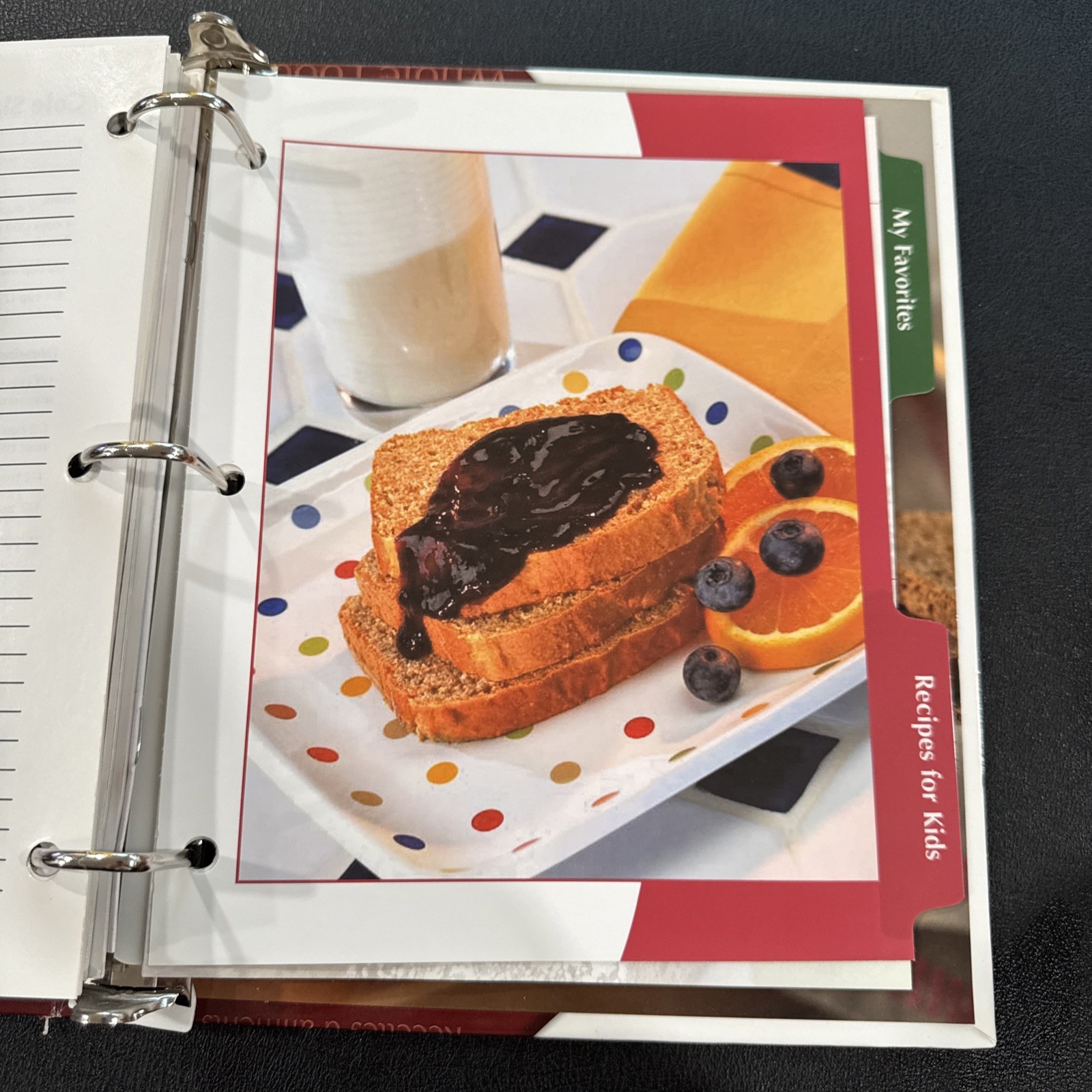 Vita-Mix Whole Food Recipes 3-Ring Binder and Owner&rsquo;s Manual 5200 Recipes VGC
