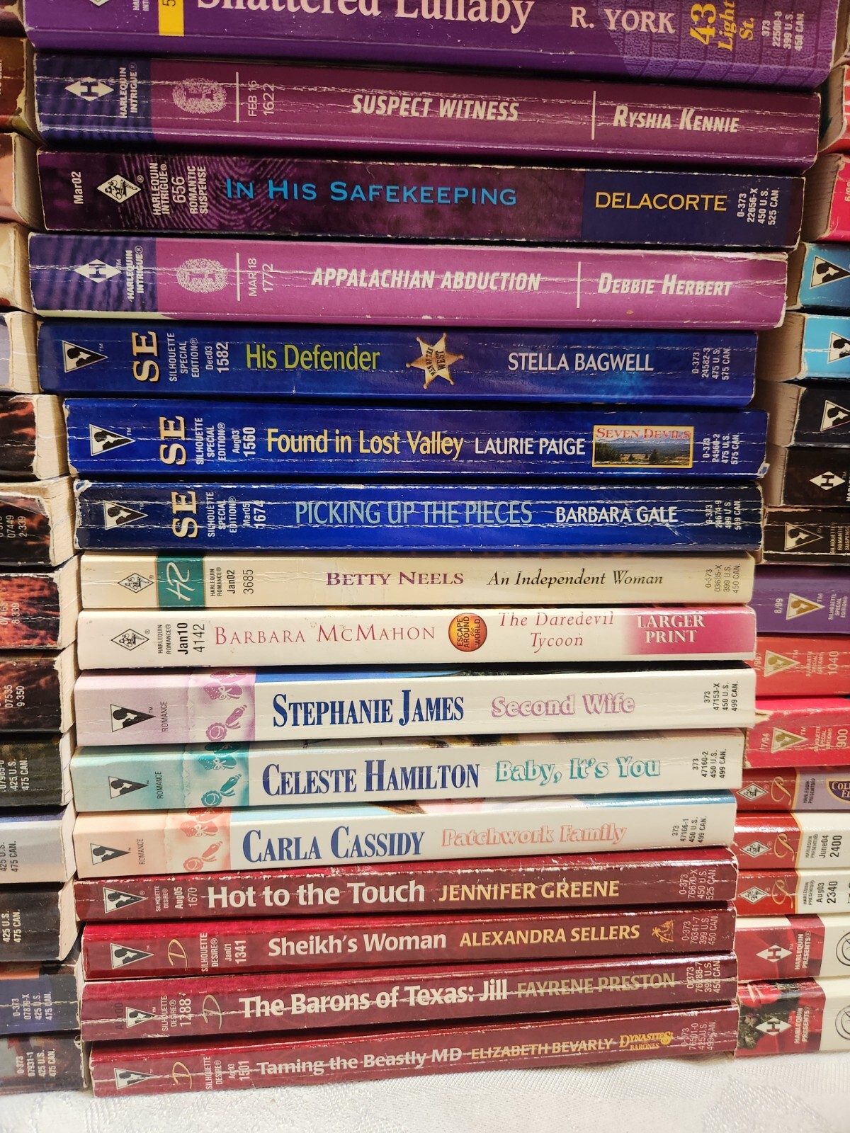 HUGE LOT OF 85 Random Harlequin Paperback Romance Novel&rsquo;s Vintage 80s 90s 2010s