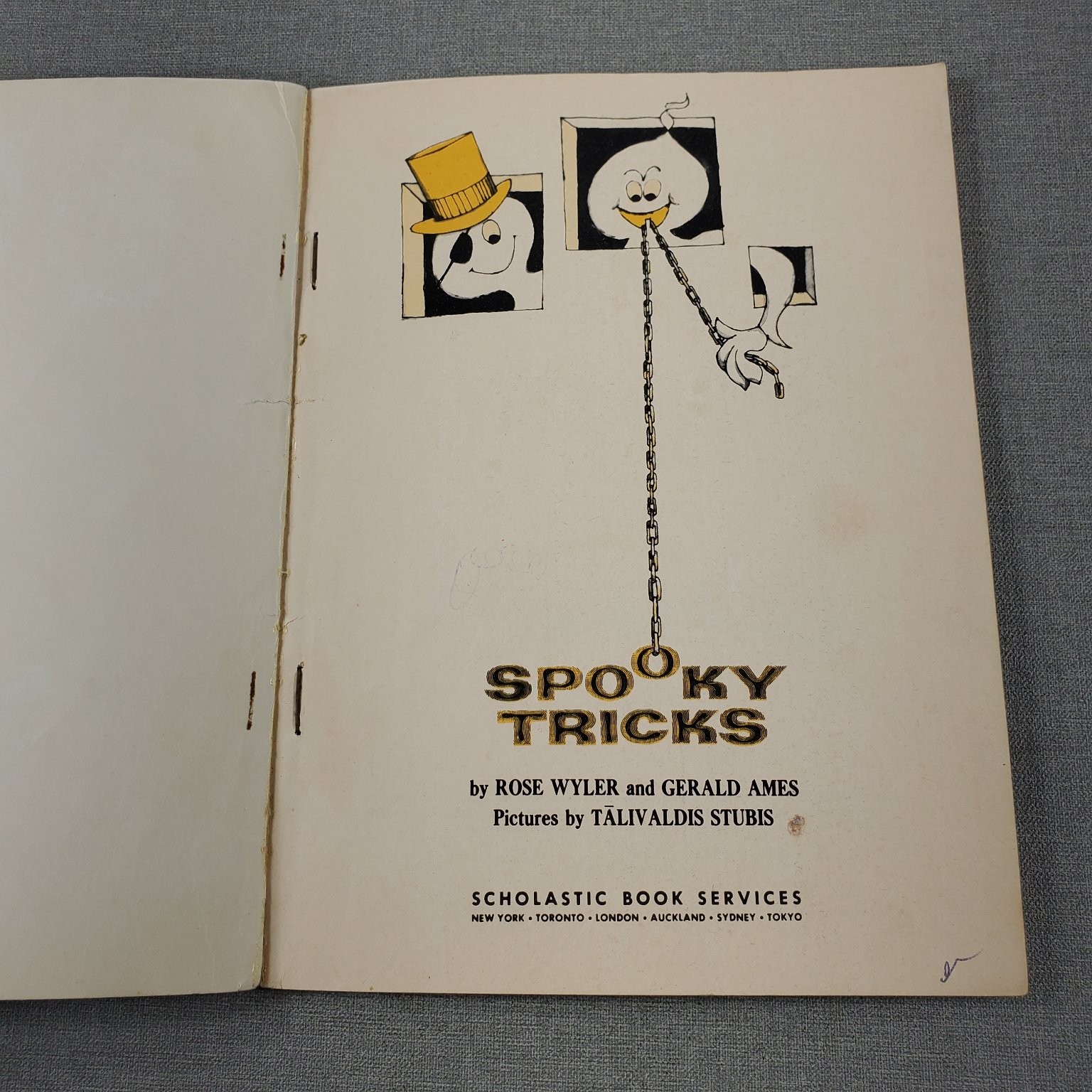 Spooky Tricks Rose Wyler Gerald Ames 1968 Illustrated Kids Book Scholastic