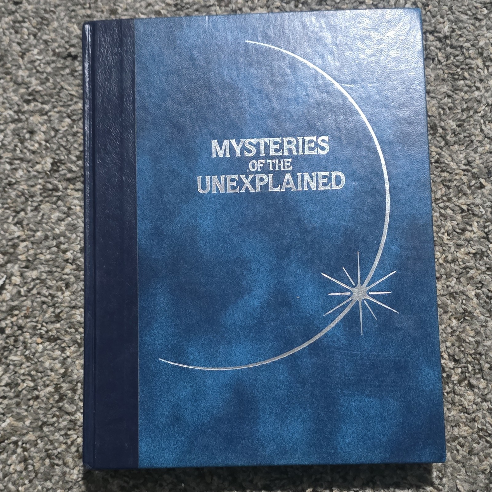 Reader&rsquo;s Digest Editors Mysteries of the Unexplained HC Illus UFO ISBN 08957714…