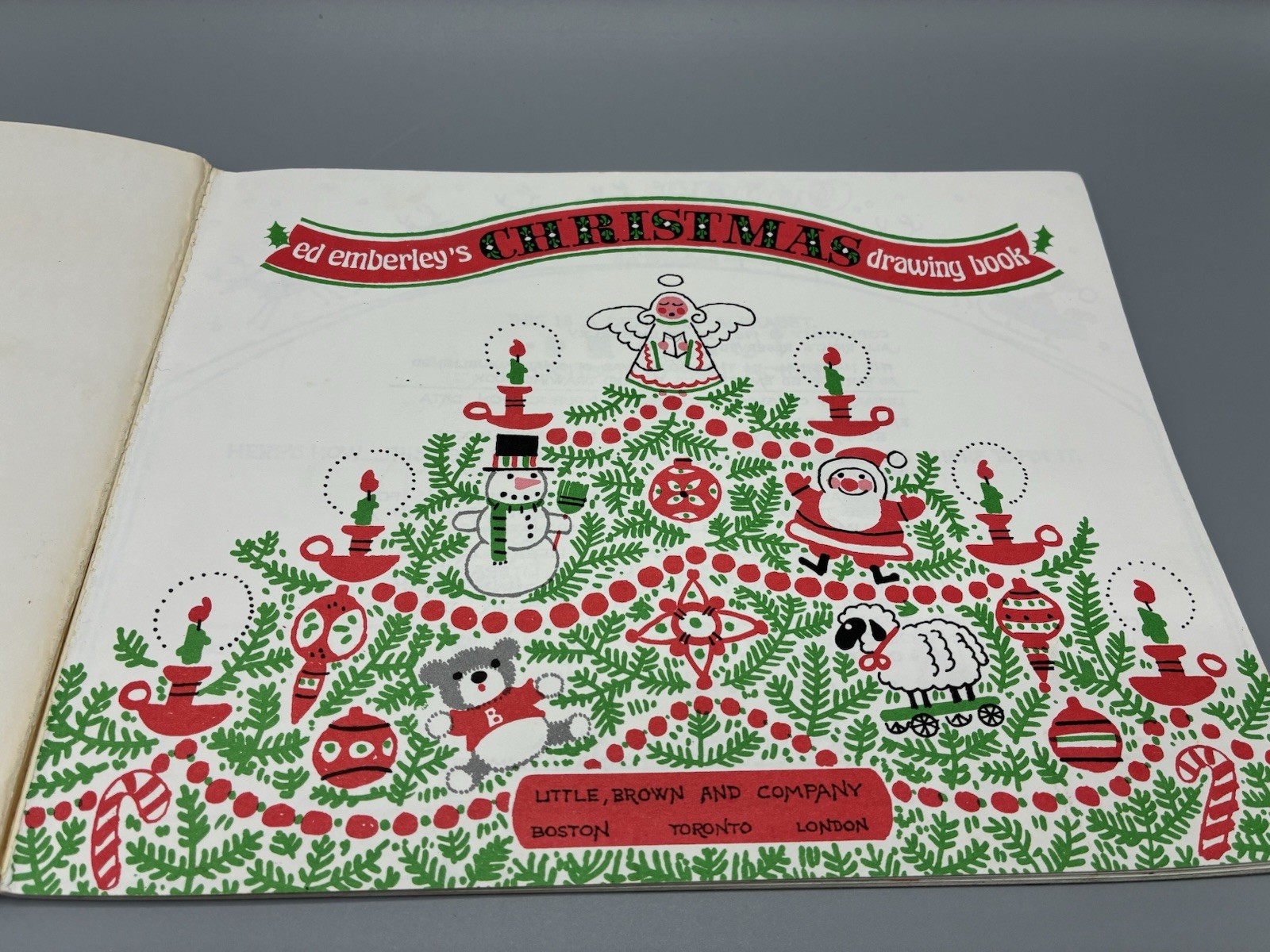 RARE Ed Emberley&rsquo;s Christmas Drawing Book 1987 Softcover Vintage 30 Pages