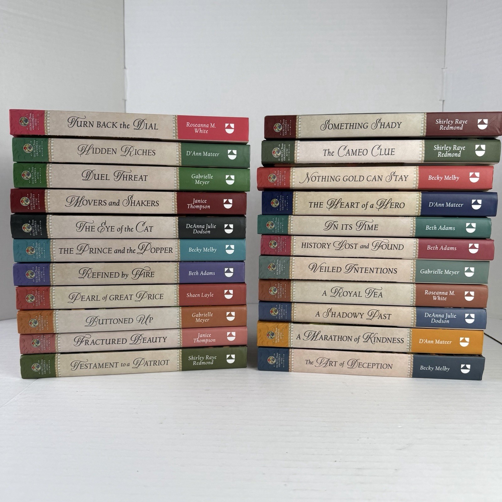 Secrets From Grandma&rsquo;s Attic Lot of 22 Hardcover Books Guideposts