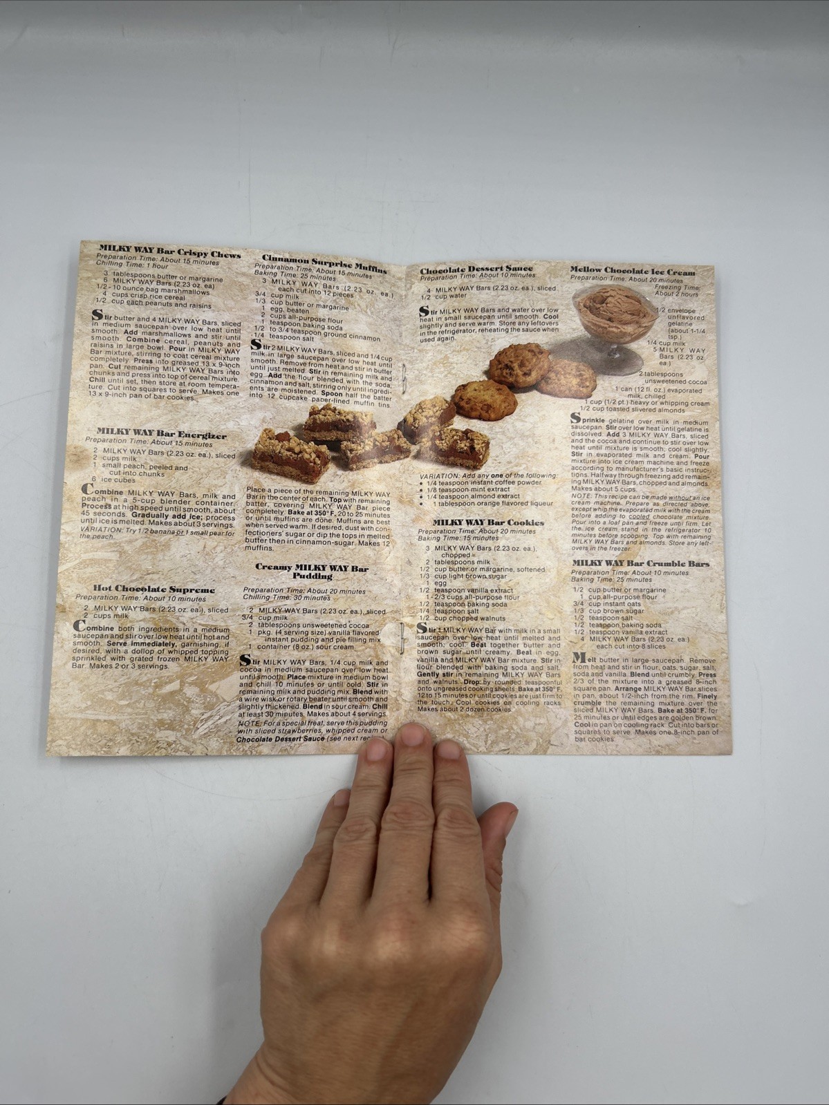 Vintage Milky Way Quick and Tasty Desserts recipe booklet, 1986, 6 pages