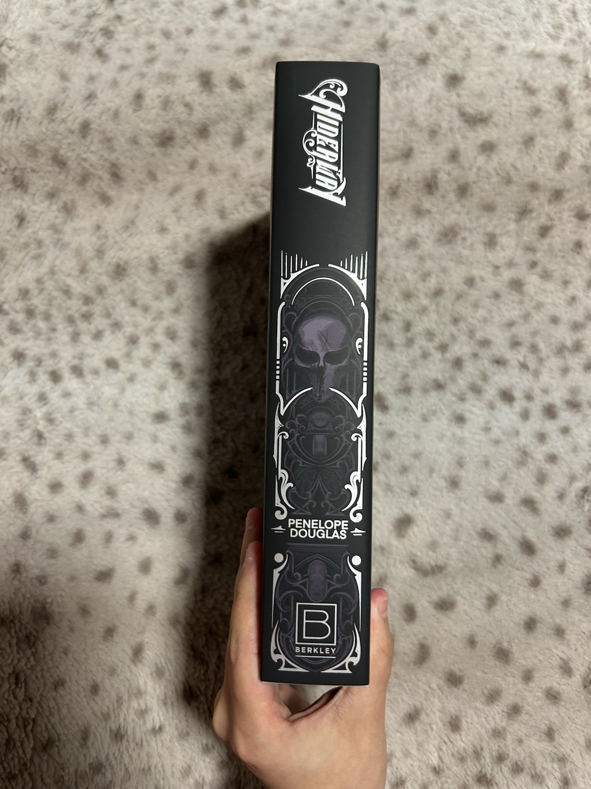 Hideaway (Devil&rsquo;s Night) By Penelope Douglas Books For Days