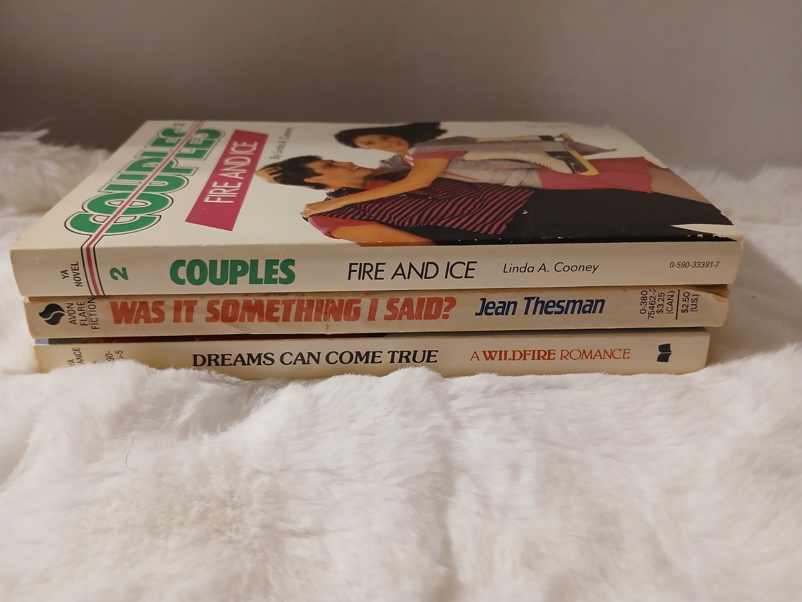 Set Of 3 Vintage 1980&rsquo;s Young Teen Romance Paperback Books