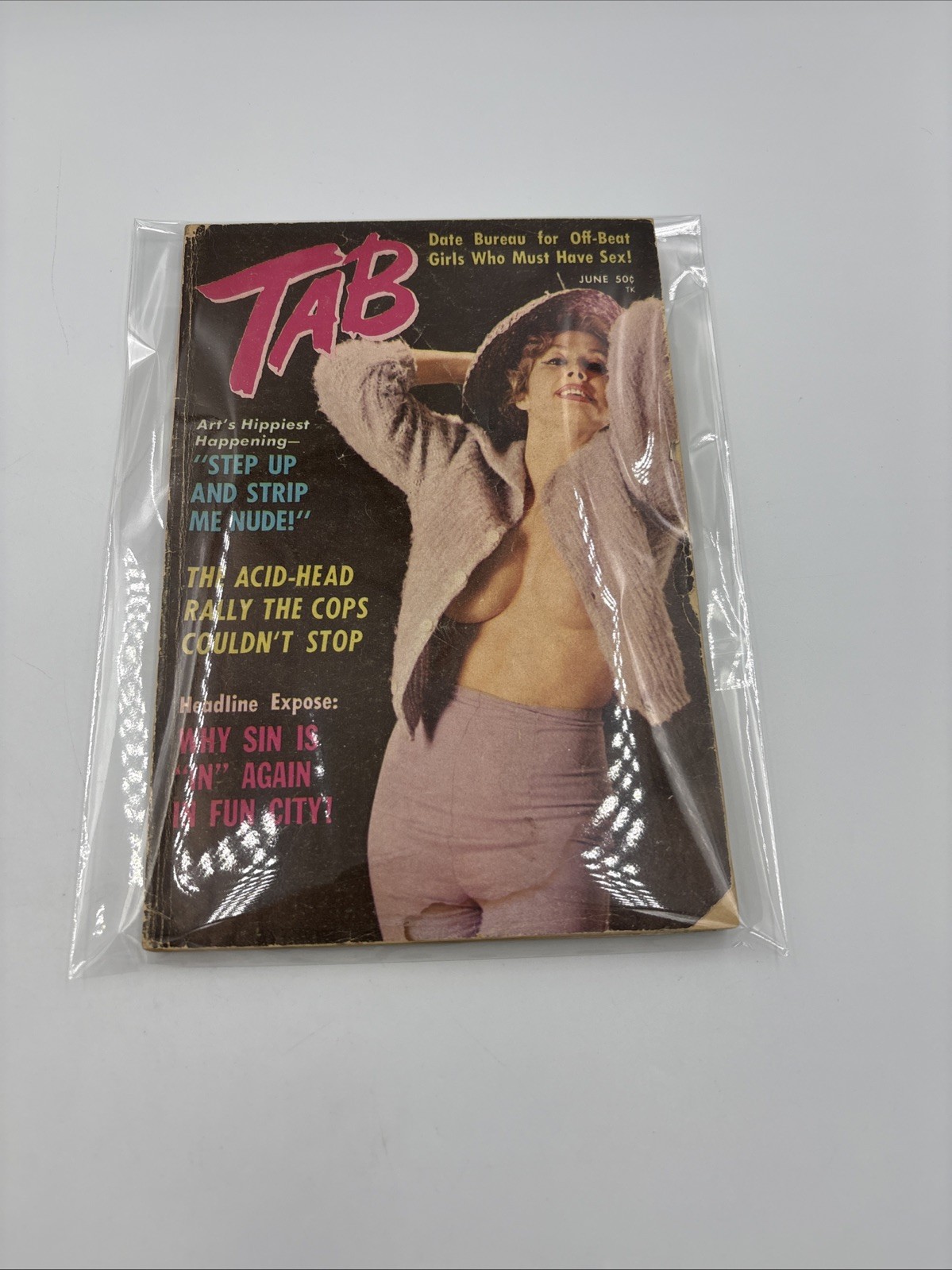 TAB « THE POCKET PICTURE MAGAZINE » June 1968 VINTAGE EROTIC BOOK