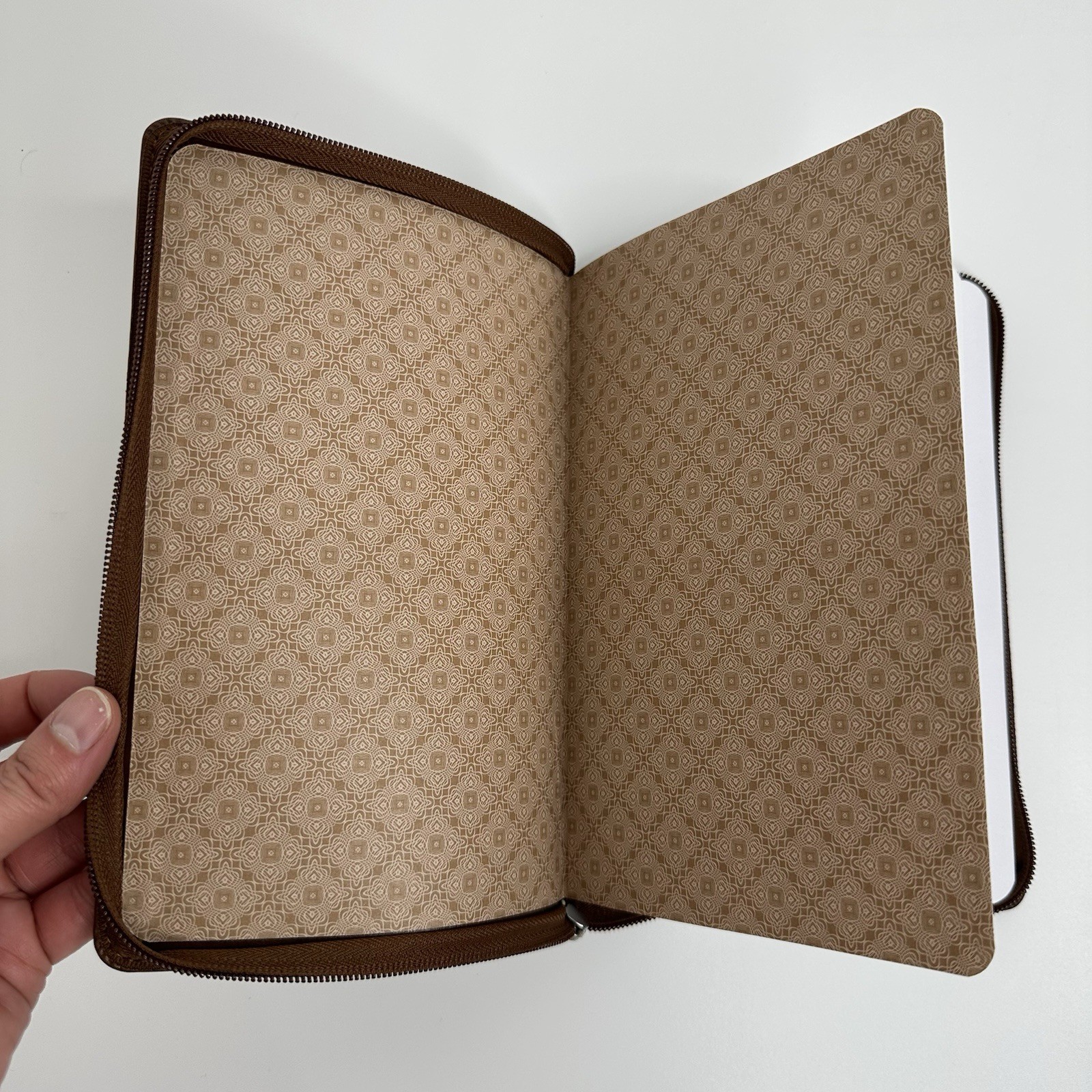 Strong & Courageous Journal Brown Vegan Leather Zip Lined Christian Art Gifts