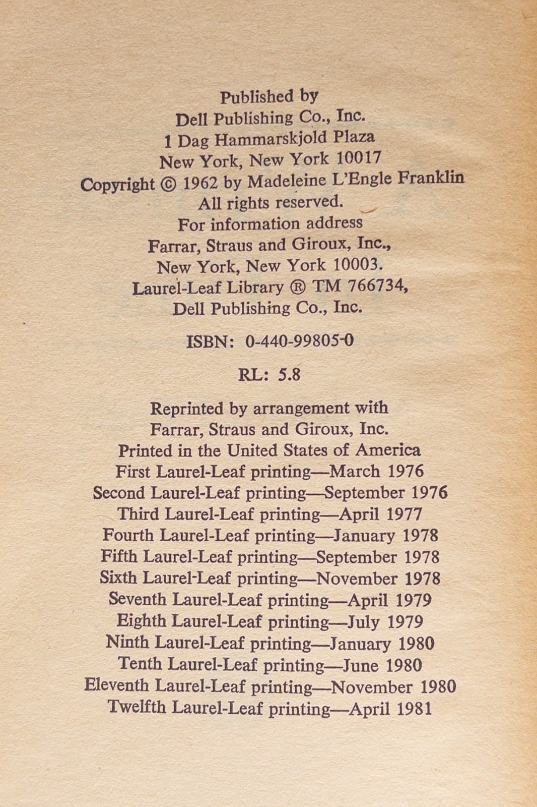 A Wrinkle in Time Madeleine L&rsquo;Engle Dell Laurel-Leaf PB 1976 Stranger Things