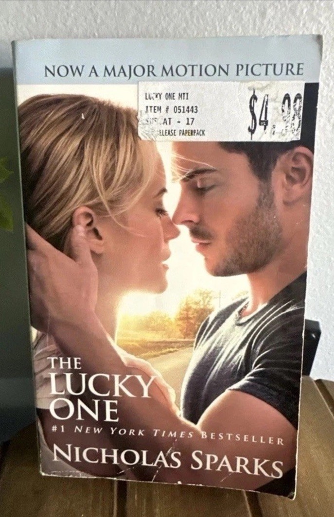 Nicholas Sparks Book Lot (5) The Lucky One, The Guardian, Nights in Rodanthe Etc