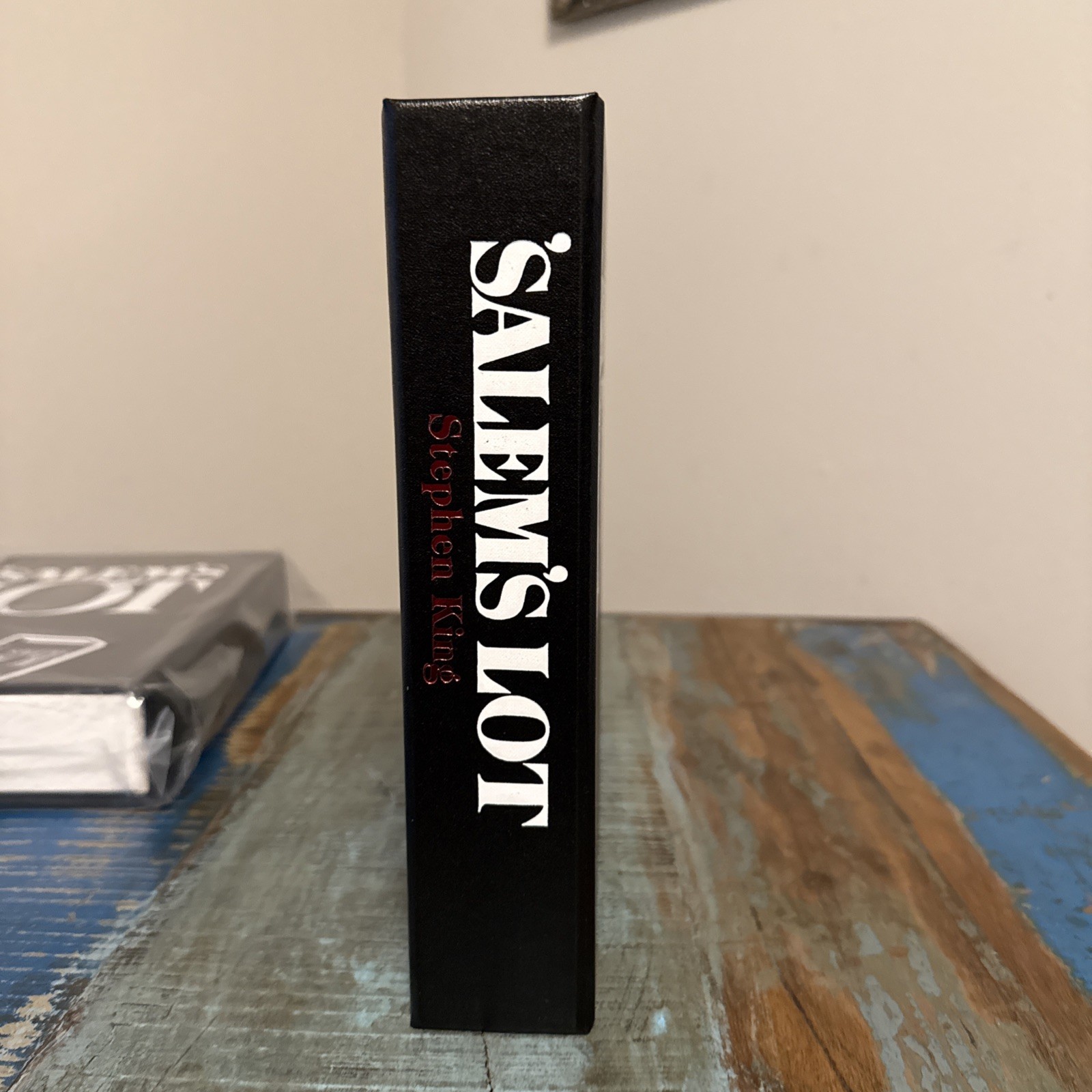 Stephen King&rsquo;s Salem&rsquo;s Lot High Quality Traycase Book Is NOT included