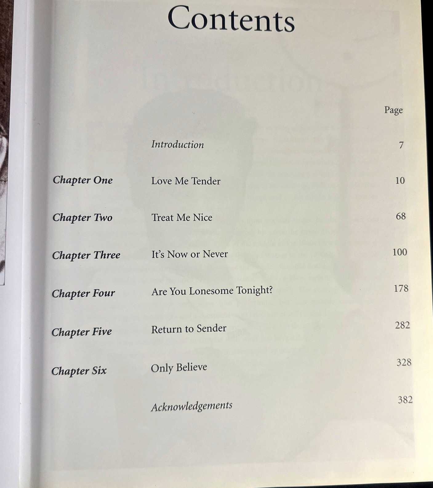 « Elvis Presley Unseen Archives » by Marie Clayton – 383 Pages of Photos & History