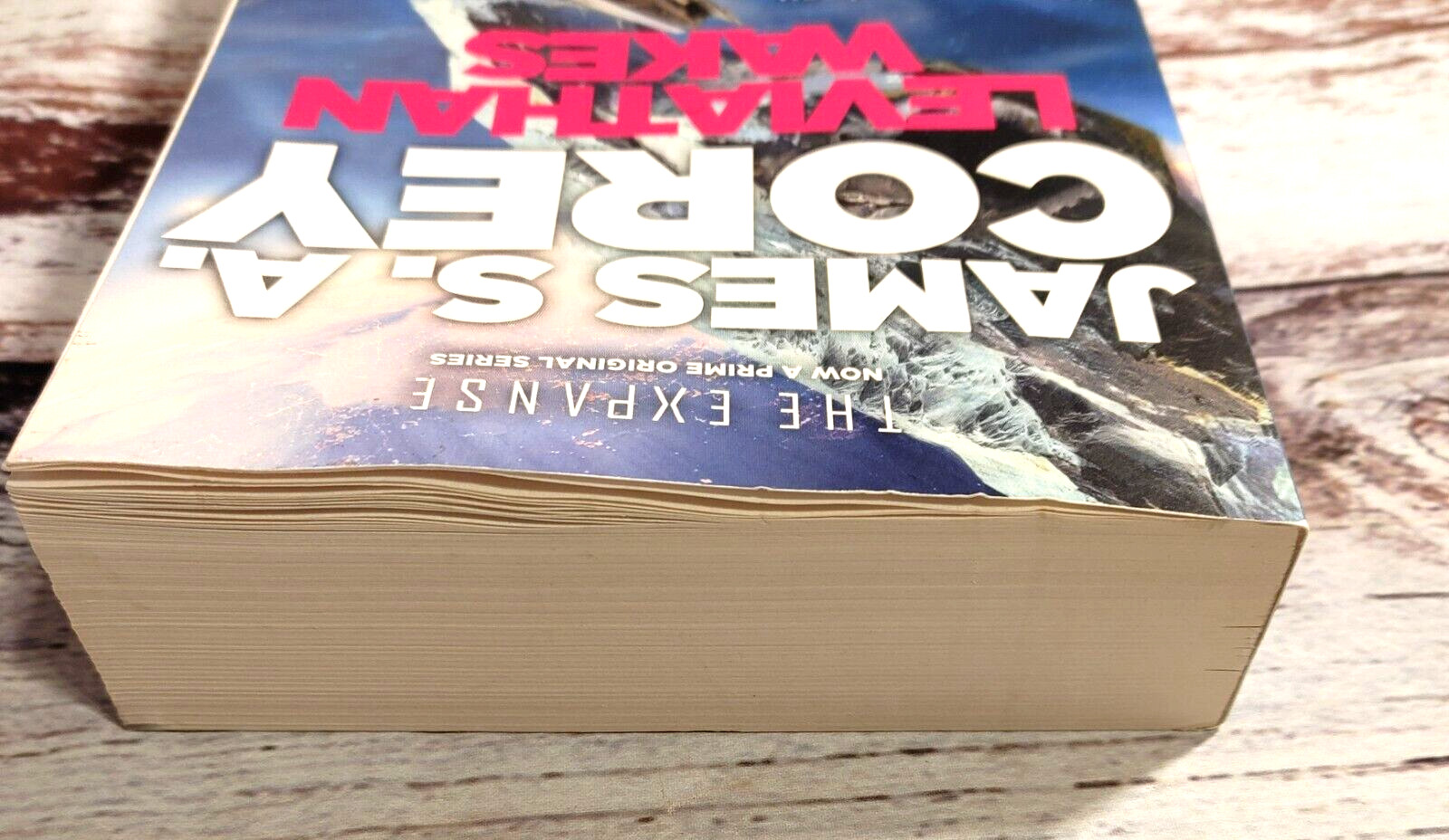 The Expanse Serie: Leviathan Wakes by James S. A. Corey (2011 Trade Paperback)