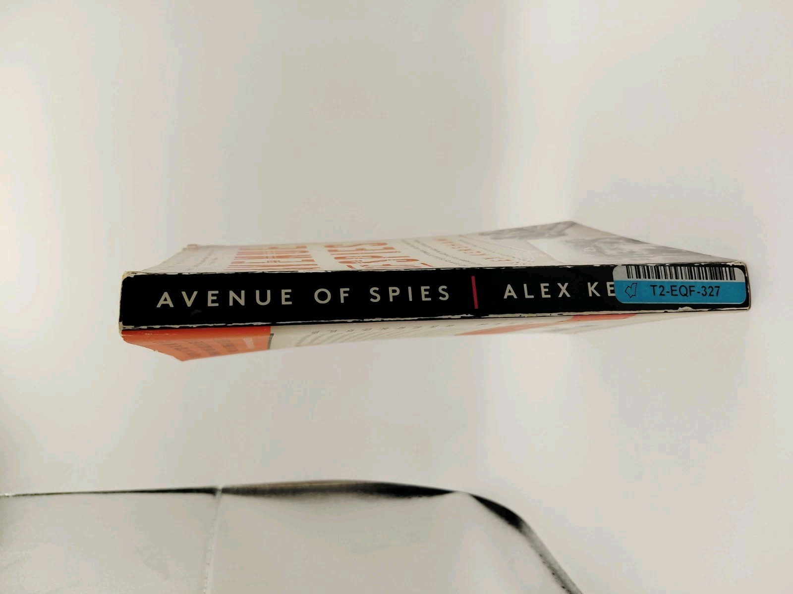 « Avenue of Spies: Nazi Occupied Paris » Paperback Book, (By: Alex Kershaw), WWII