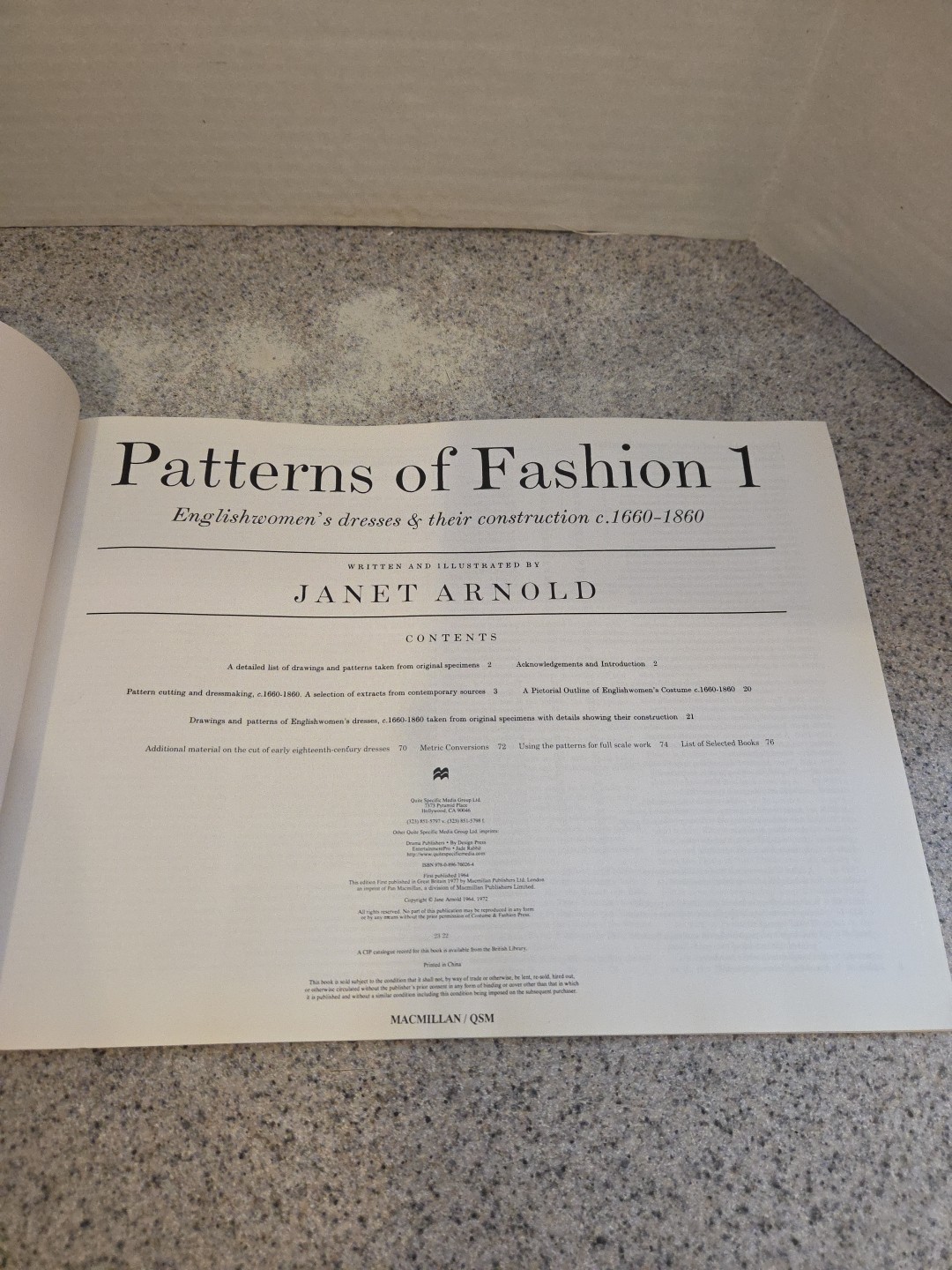 Patterns of Fashion 1 by Janet Arnold : Englishwomen&rsquo;s Dresses c. 1660-1860