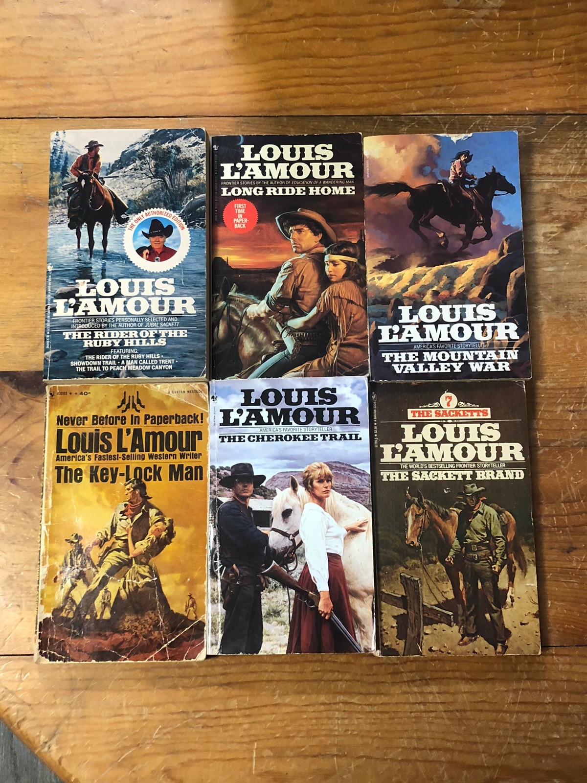 Vintage Louis L&rsquo;Amour Western Lot 18 Paperback Bantam Books