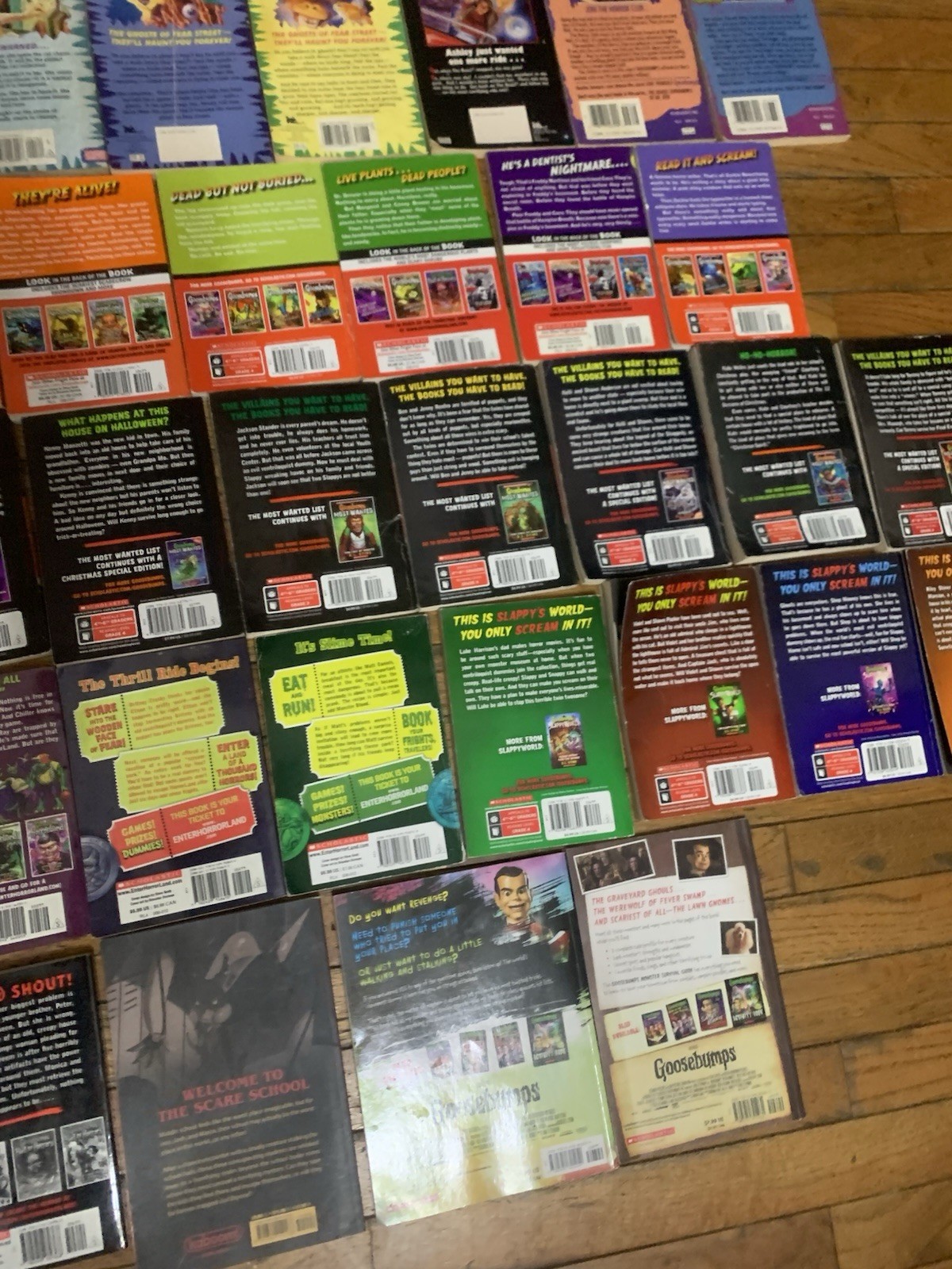 Lot of 68 Goosebumps /R.L Stine Some VTG &rsquo;90 Fear Street Most Wanted Horror VHS