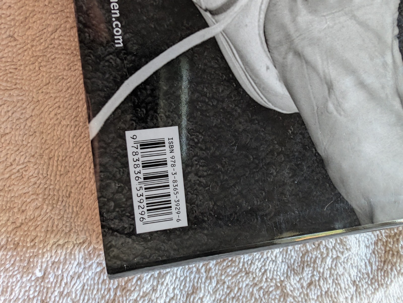 ELMER BATTERS: FROM THE TIP OF THE TOES TO THE TOP OF THE HOSE Taschen
