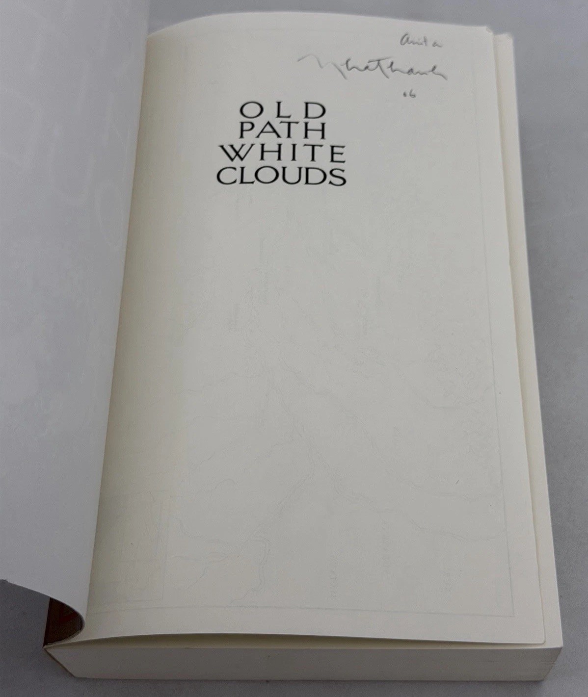 Old Path White Clouds : Walking in the Footsteps of the Buddha – PB