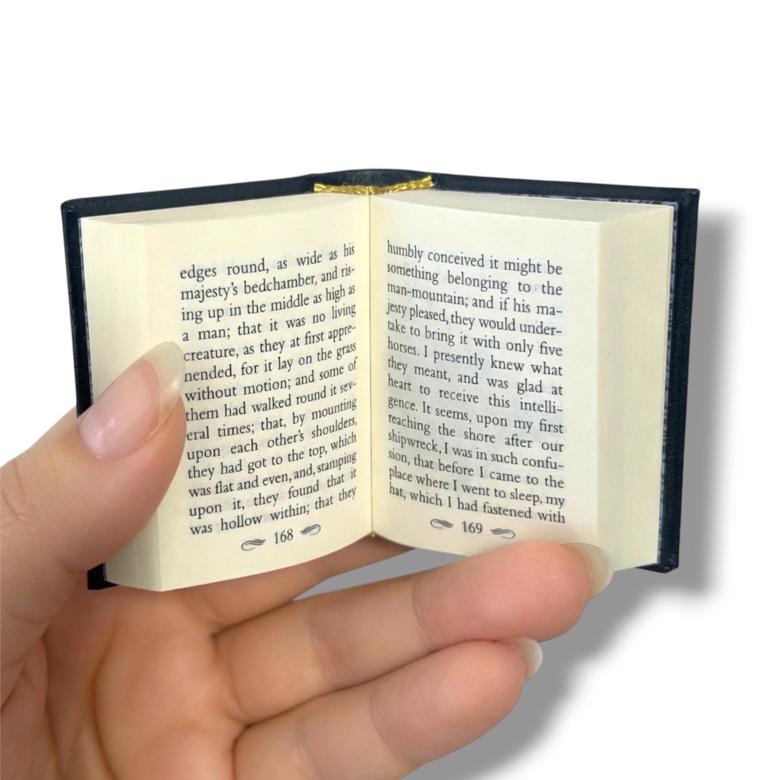 Gulliver&rsquo;s Travels – Jonathan Swift Miniature Leather Books 4-Vol set w/slipcase