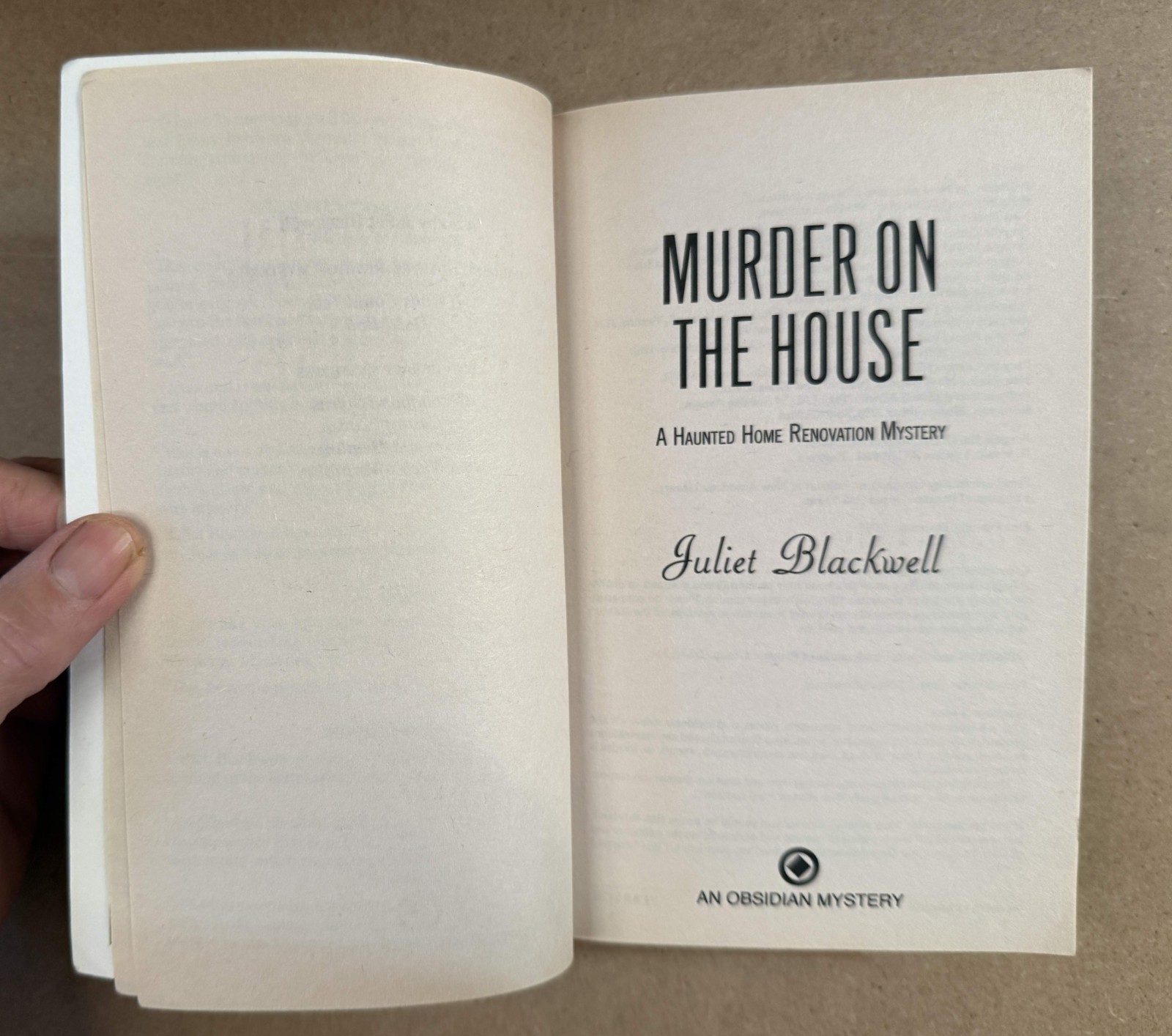 Lot of 5 Juliet Blackwell: Haunted Home Renovation Mystery #1-3, 6, 7 PB