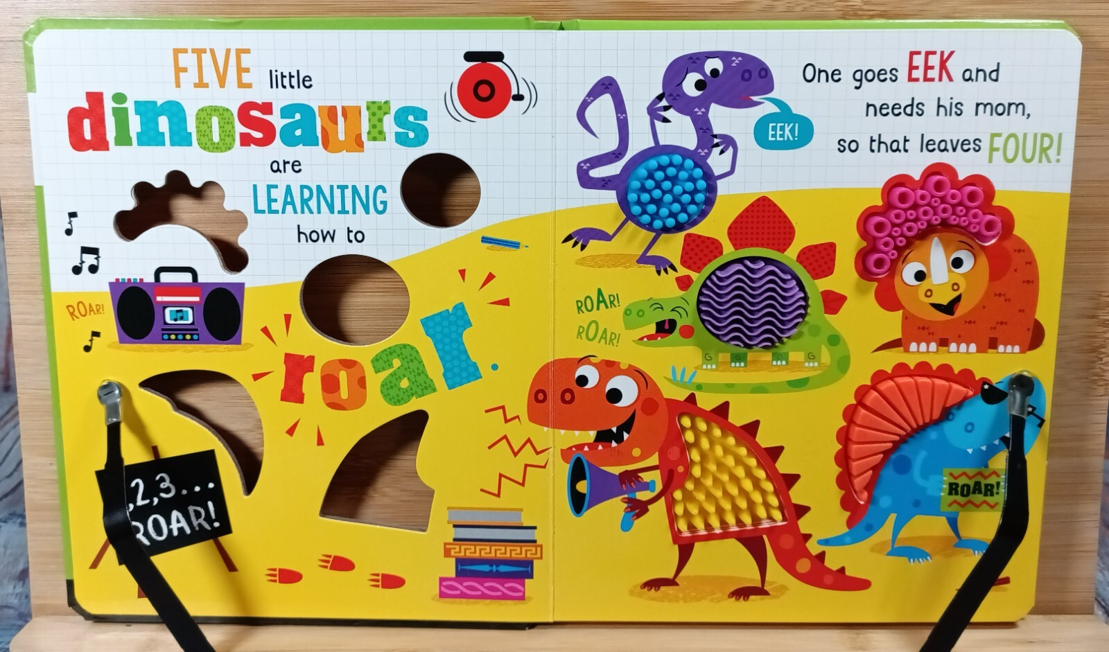 Never Touch the Dinosaurs (2019, Board Book)