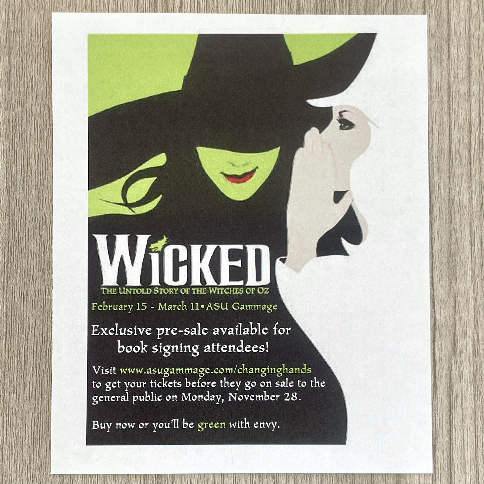 SIGNED (Wicked) OUT OF OZ by Gregory Maguire 1st Edition 1st Printing 2011 HCDJ