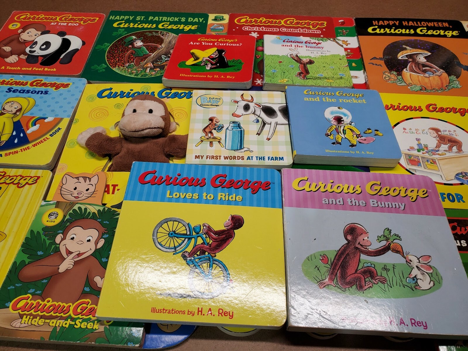 Lot of 10 CURIOUS GEORGE Board Books by Margret & H. A. Rey « Random Mix »
