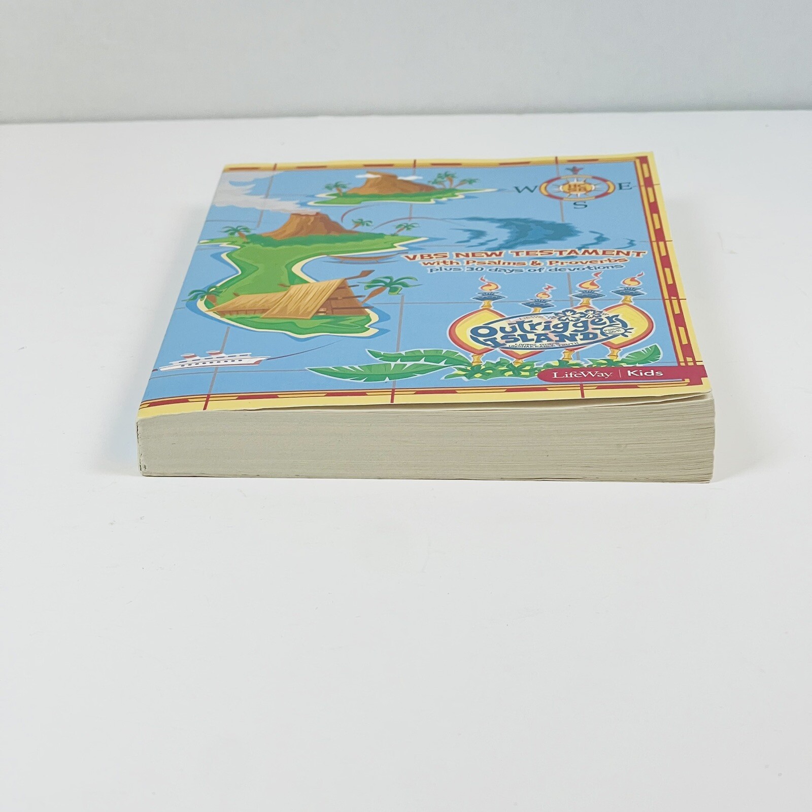 Lifeway Outrigger Island Living God&rsquo;s Unshakeable Truth VBS New Testament 2007