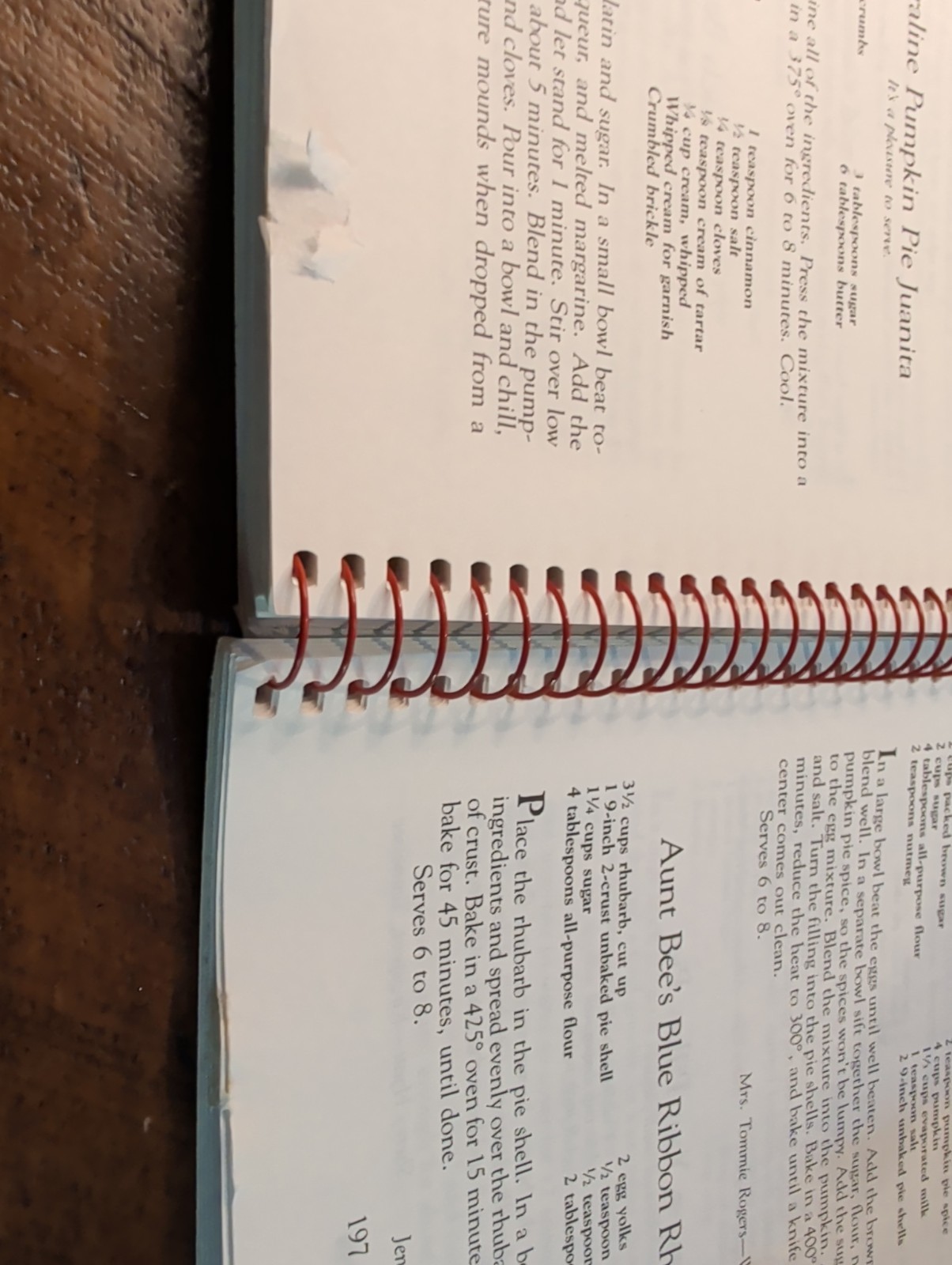 Aunt Bee&rsquo;s Mayberry Cookbook – Spiral-bound By Ken Beck and Jim Clark