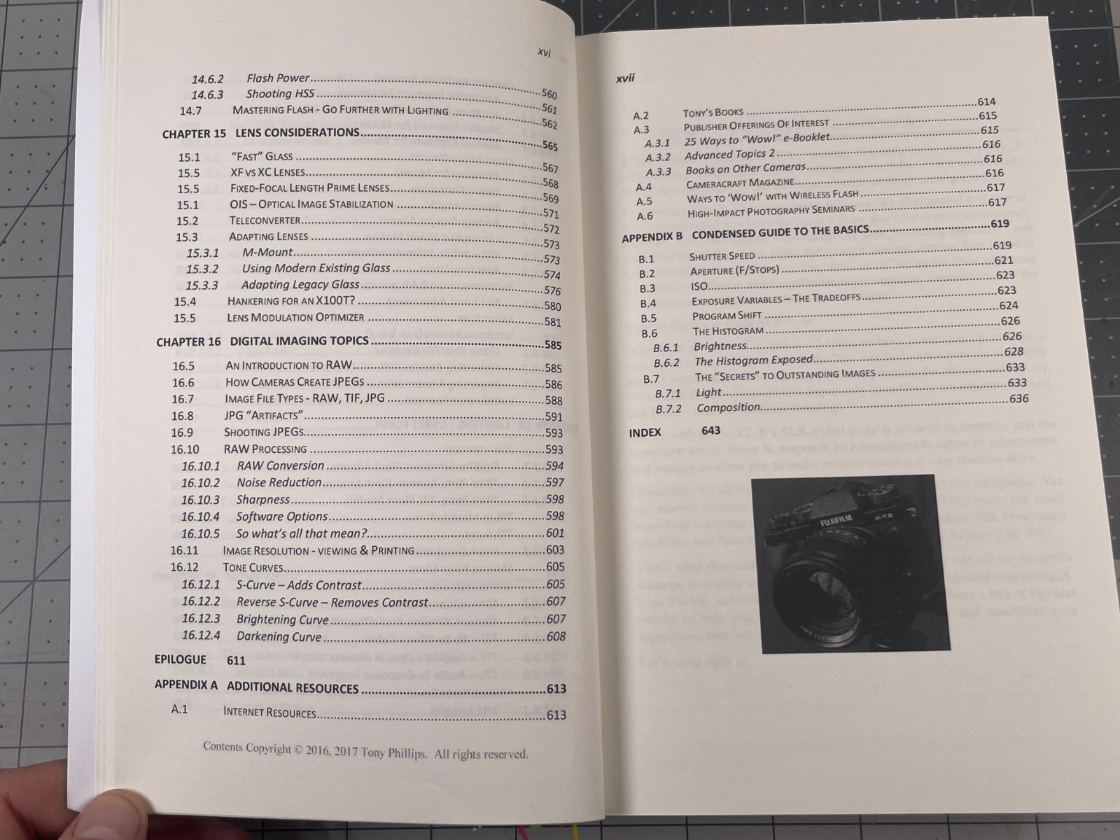 The Complete Guide to Fujifilm&rsquo;s X-T2 Tony Phillips Version 1.2 Book
