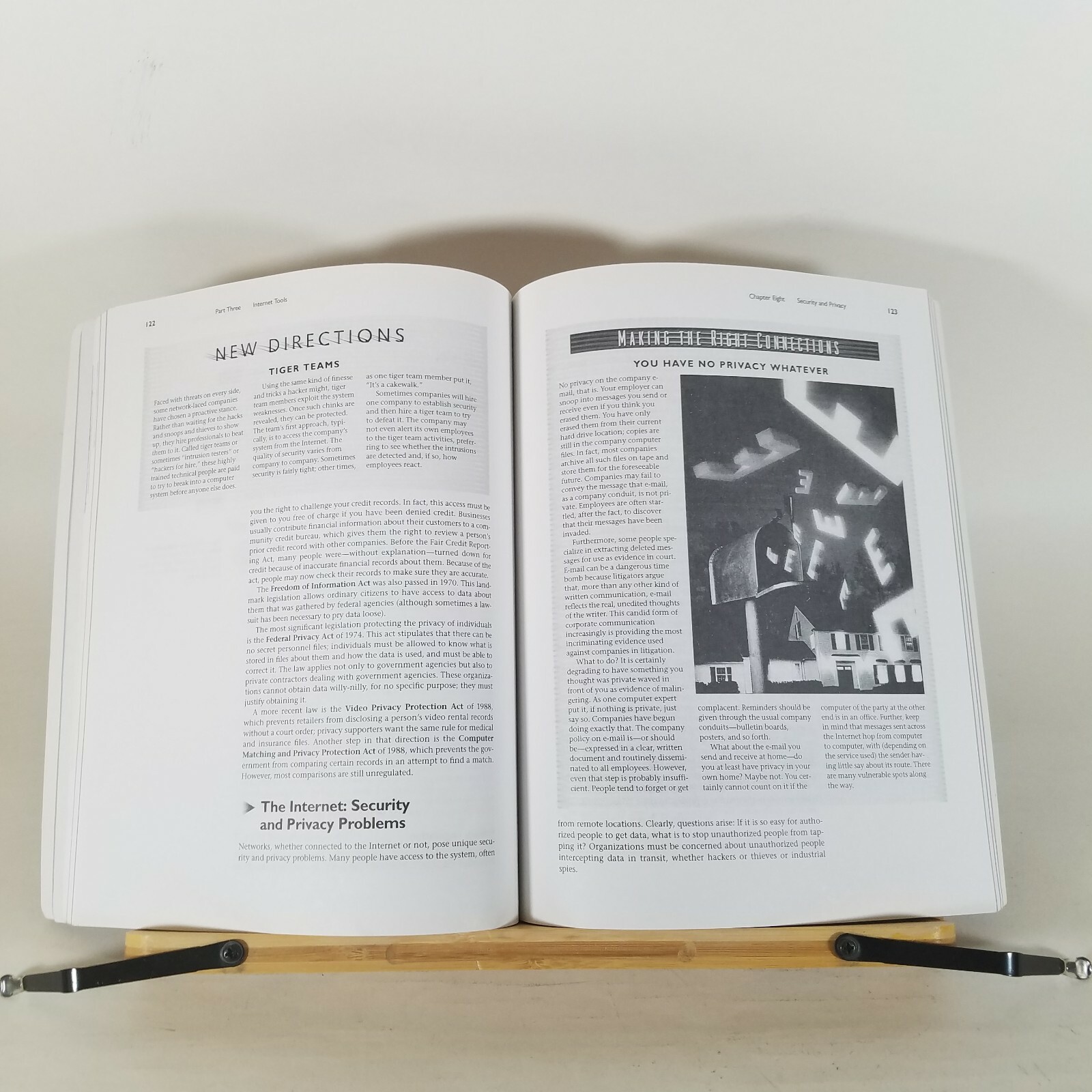 The Longman Textbook Reader by Pearson Education Staff and Palmira Longman (1998