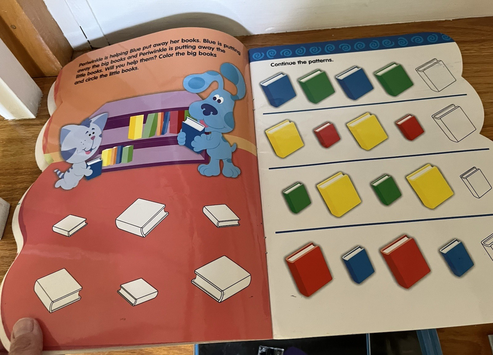 Blue&rsquo;s Clues Wipe-Off Workbook Sort and Match Gently Used, Good Shape