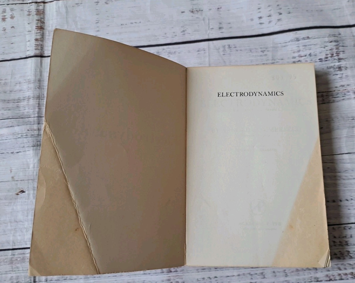 ELECTRODYNAMICS: LECTURES ON THEORETICAL PHYSICS: 3 By Arnold Sommerfeld