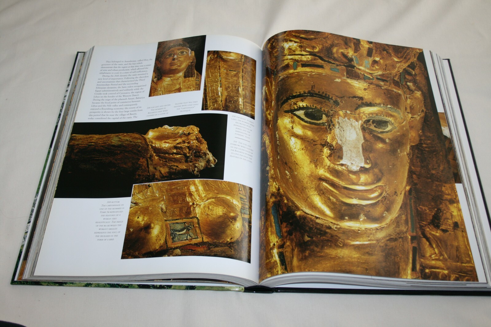 ARCHAEOLOGY TREASURES 2006 vmb Publishers Hardback 10.5&Prime;x14.5&Prime; 432 pages LKE NEW
