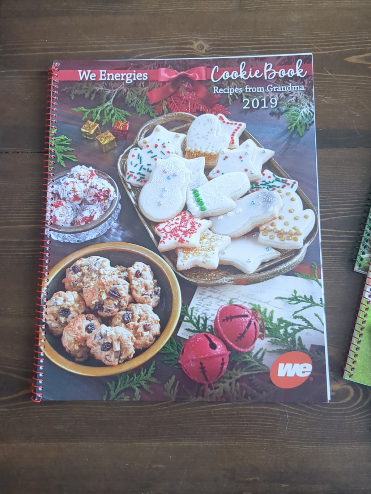 WE Energies Cookie Book Wisconsin Electric U Choose Year 2023 22 21 20 Etc Bake