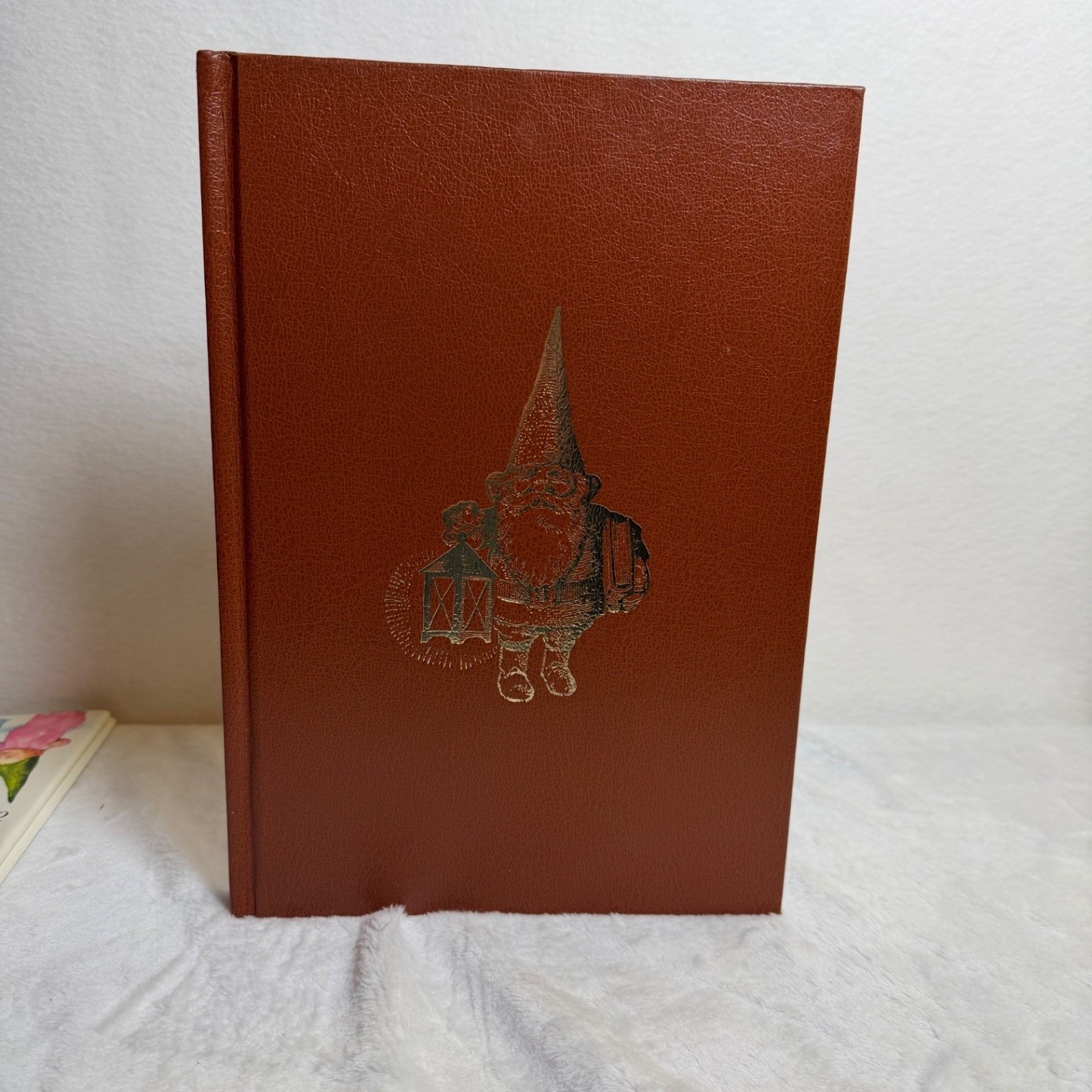 Gnomes by Wil Huygen & Rien Poortvliet 1977 Hardcover Illustrated Dust Jacket