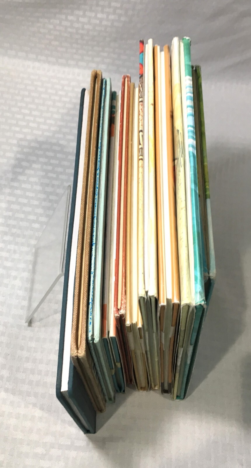 NATIVE AMERICAN BOOK LOT / 10 CHILDREN&rsquo;S PICTURE BOOK / HC / MULTIPLE TITLES