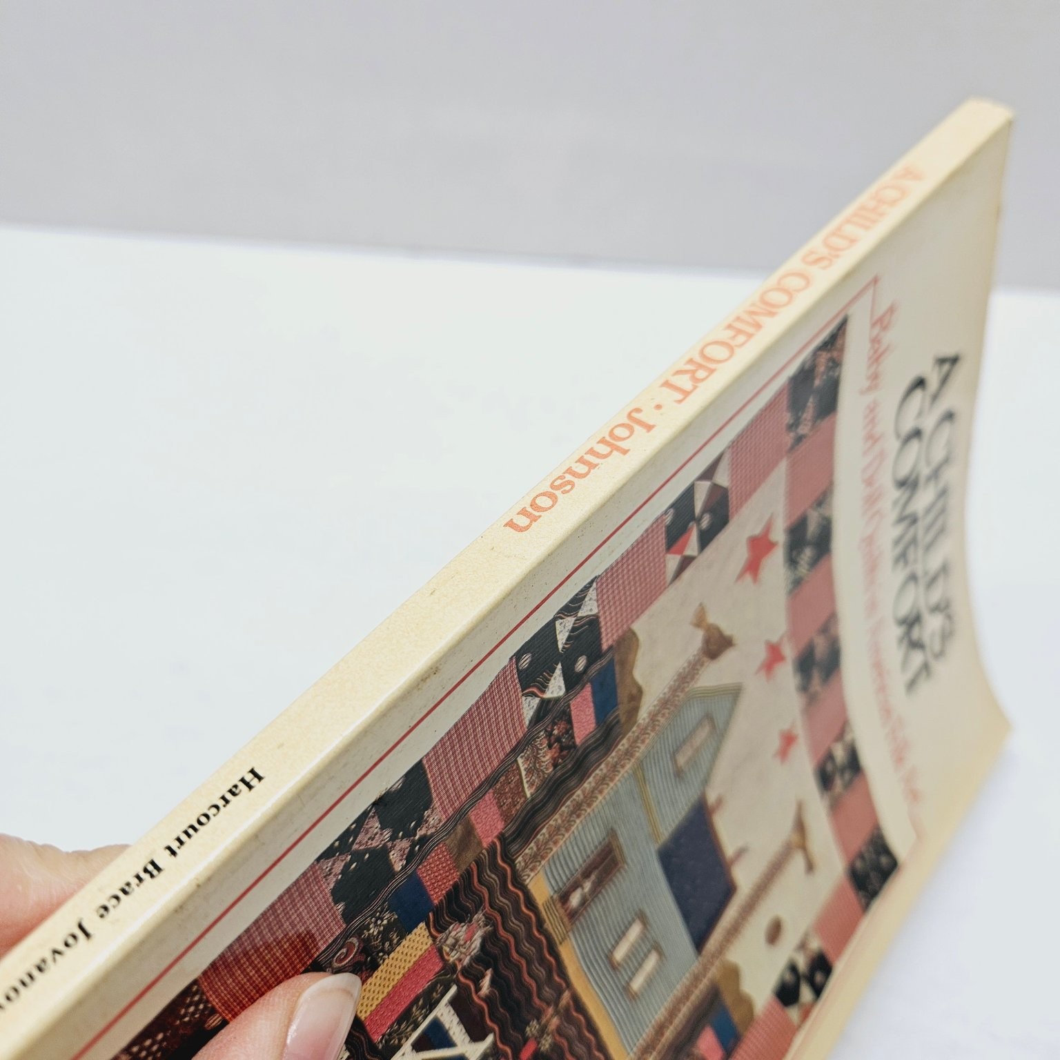 A Child&rsquo;s Comfort Bruce Johnson 1977 First Ed Baby Doll Quilts American Folk Art