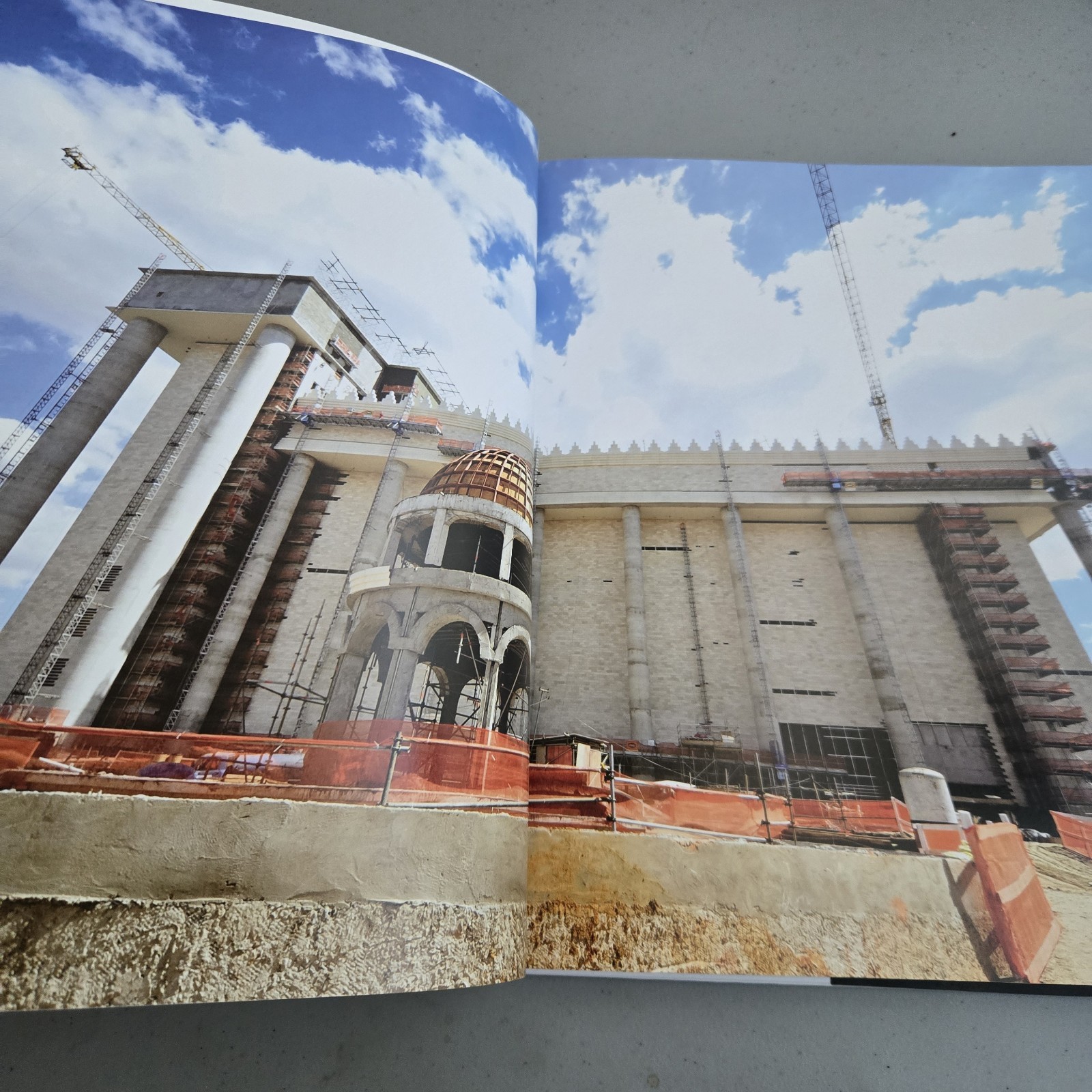 EL TEMPLO DE SALOMON (SOLOMON&rsquo;S TEMPLE) SAN PAULO, BRAZIL BOOK 2015 HCDJ